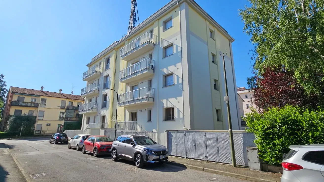 Condominio Giulia, CREMONA
